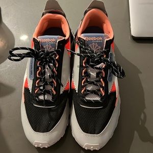 Reebok CL Legacy Twisted Peach